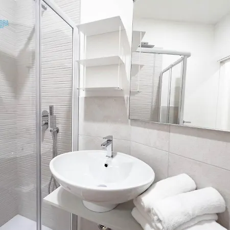 Apartment Slataper 9 Tirabora Short Rent, Con Parcheggio Privato Trieste