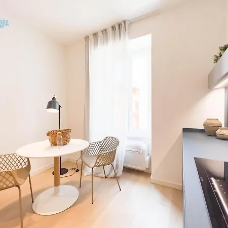 Slataper 9 Tirabora Short Rent, Con Parcheggio Privato Apartment Trieste
