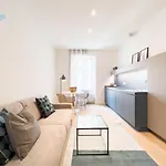 Apartamento Slataper 9 Tirabora Short Rent, Con Parcheggio Privato *