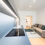 Slataper 9 Tirabora Short Rent, Con Parcheggio Privato Trieste