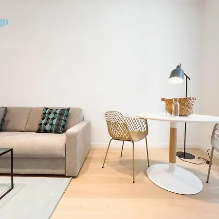 Apartamento Slataper 9 Tirabora Short Rent, Con Parcheggio Privato *